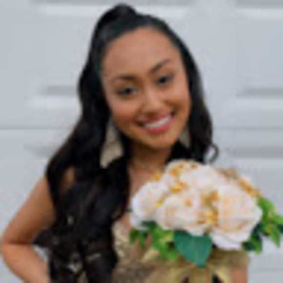 Meet your Posher, Sofia - Picture 1 of 1